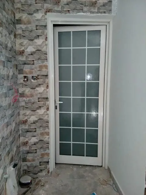 White glazed entrance door — Marhaba Aluminium & Metal Works