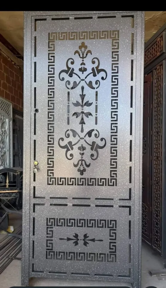 Decorative single entrance door — Marhaba Aluminium & Metal Works
